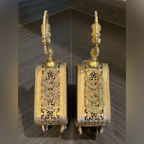 VINTAGE Hollywood Regency Ornate Gold Ormolu Perfume Bottle with Dauber - Picture 3 of 13